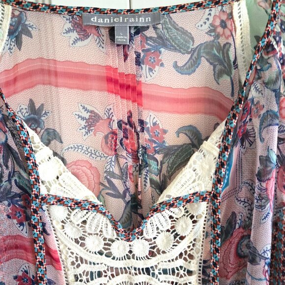 Sheer Patterened Shirt - Picture 2 of 4